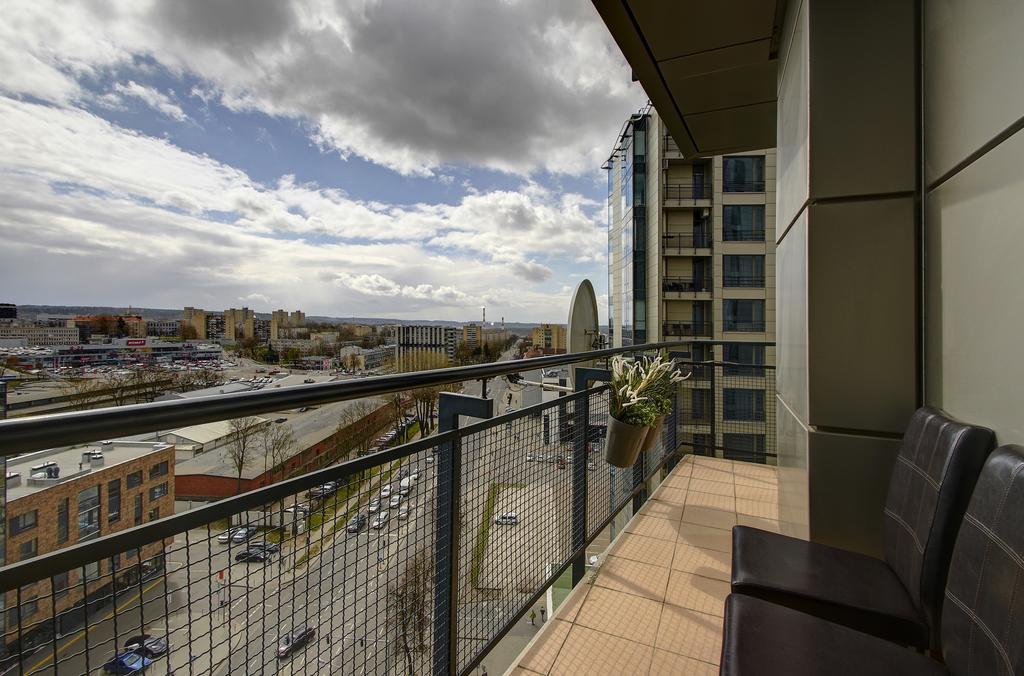 Helios 19 Luxury Vilnius Apartment エクステリア 写真