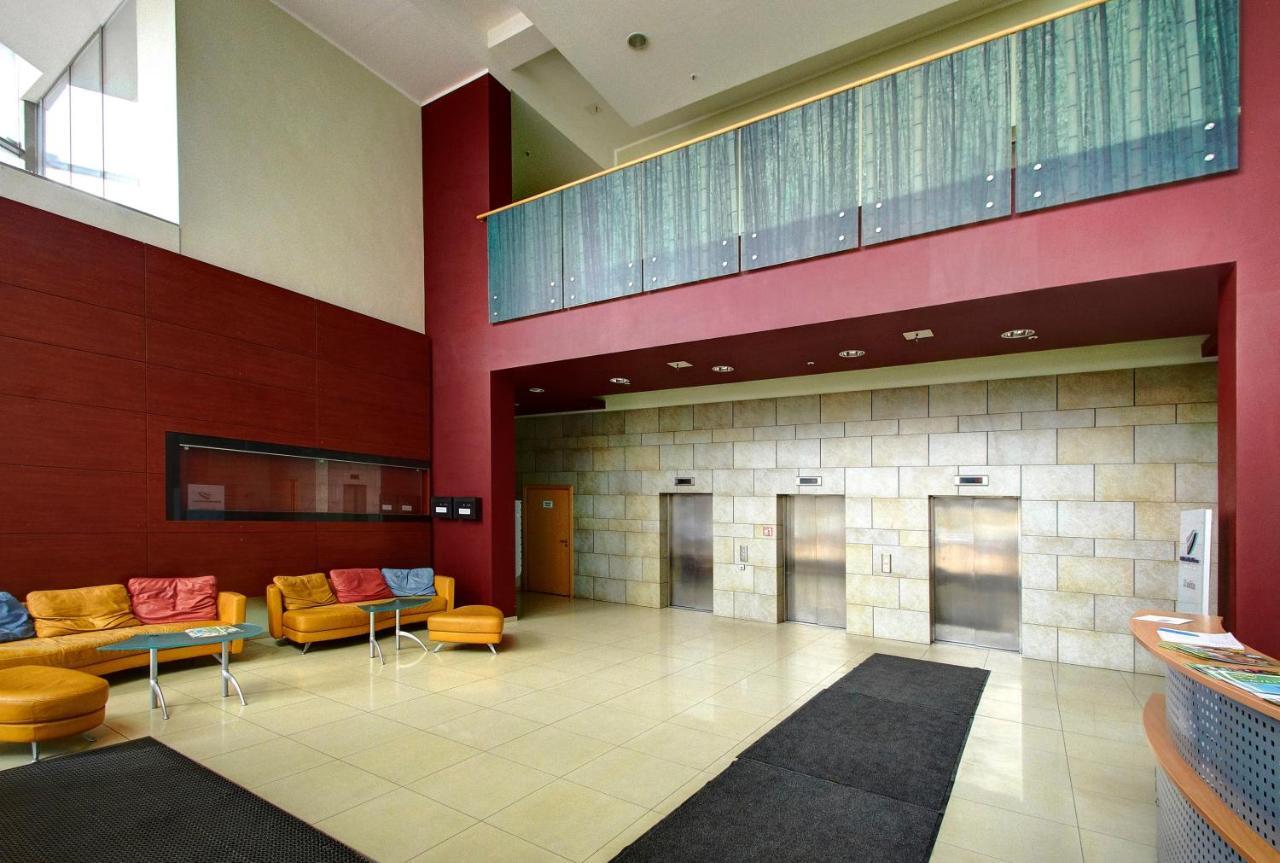 Helios 19 Luxury Vilnius Apartment エクステリア 写真