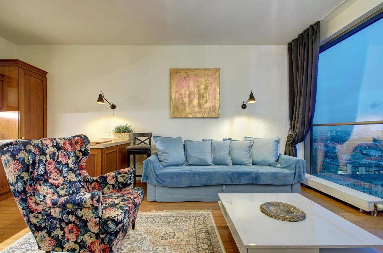 Helios 19 Luxury Vilnius Apartment エクステリア 写真
